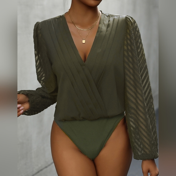 Casey Surplice Bodysuit - Green - Picture 5 of 5